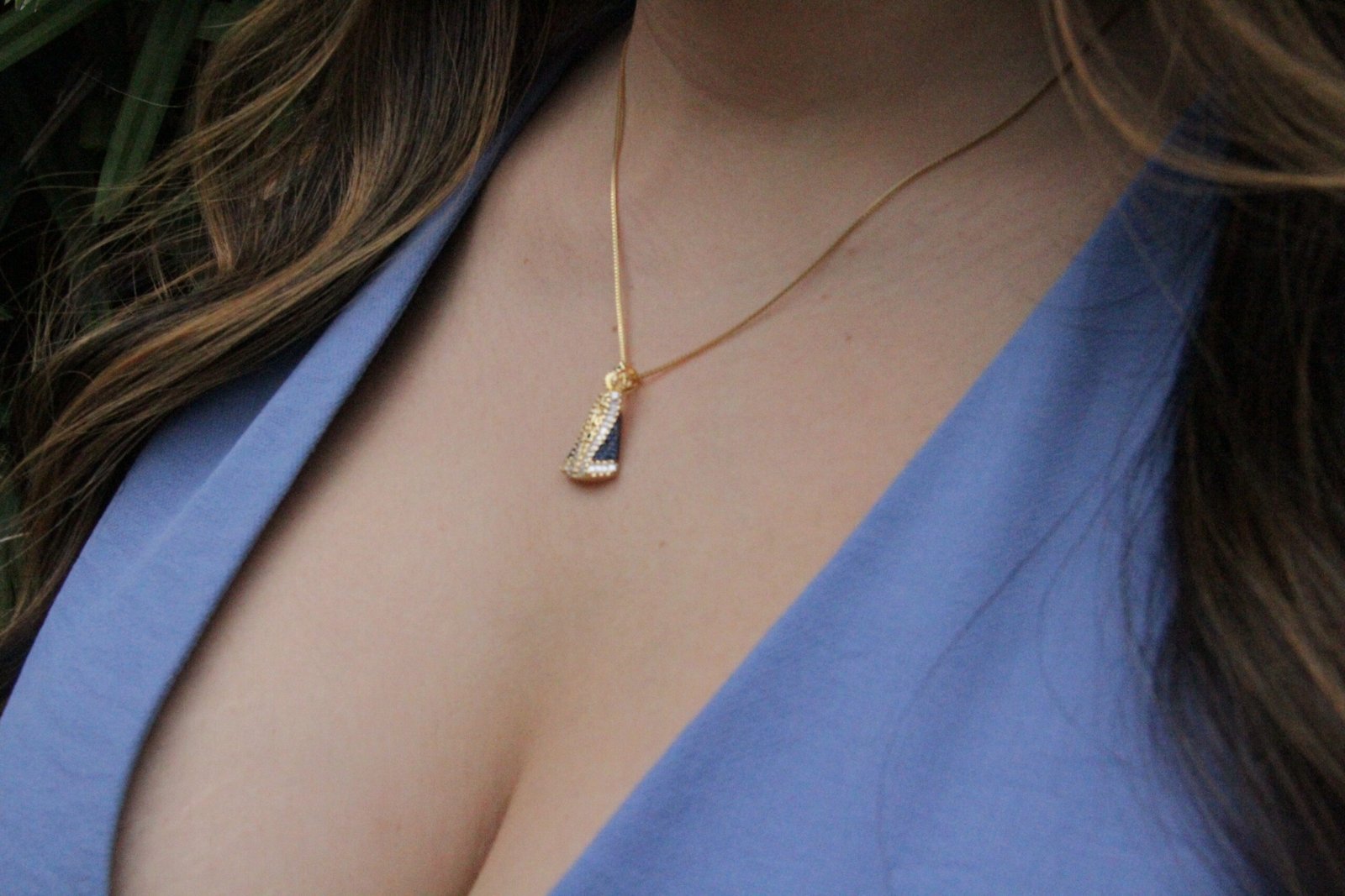 COLAR NOSSA SENHORA CRAVEJADO Dourado